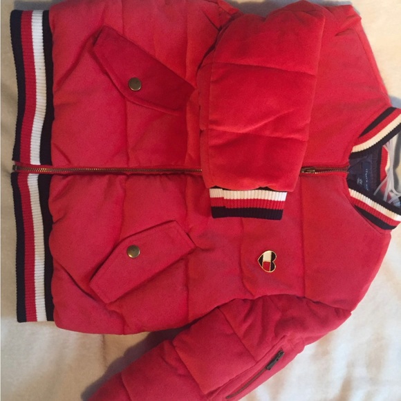 Tommy Hilfiger puffer jacket, Size 4-5 - Picture 2 of 10